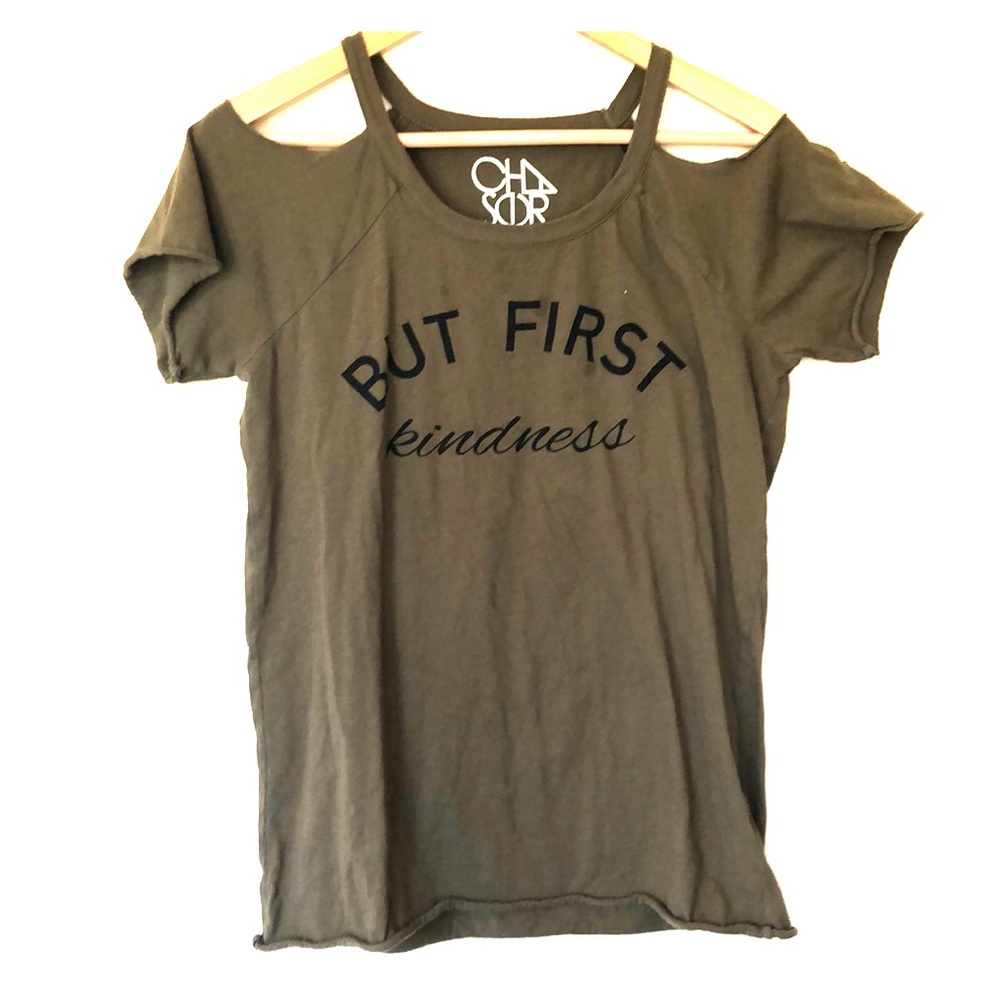 Evereve Off the shoulder top